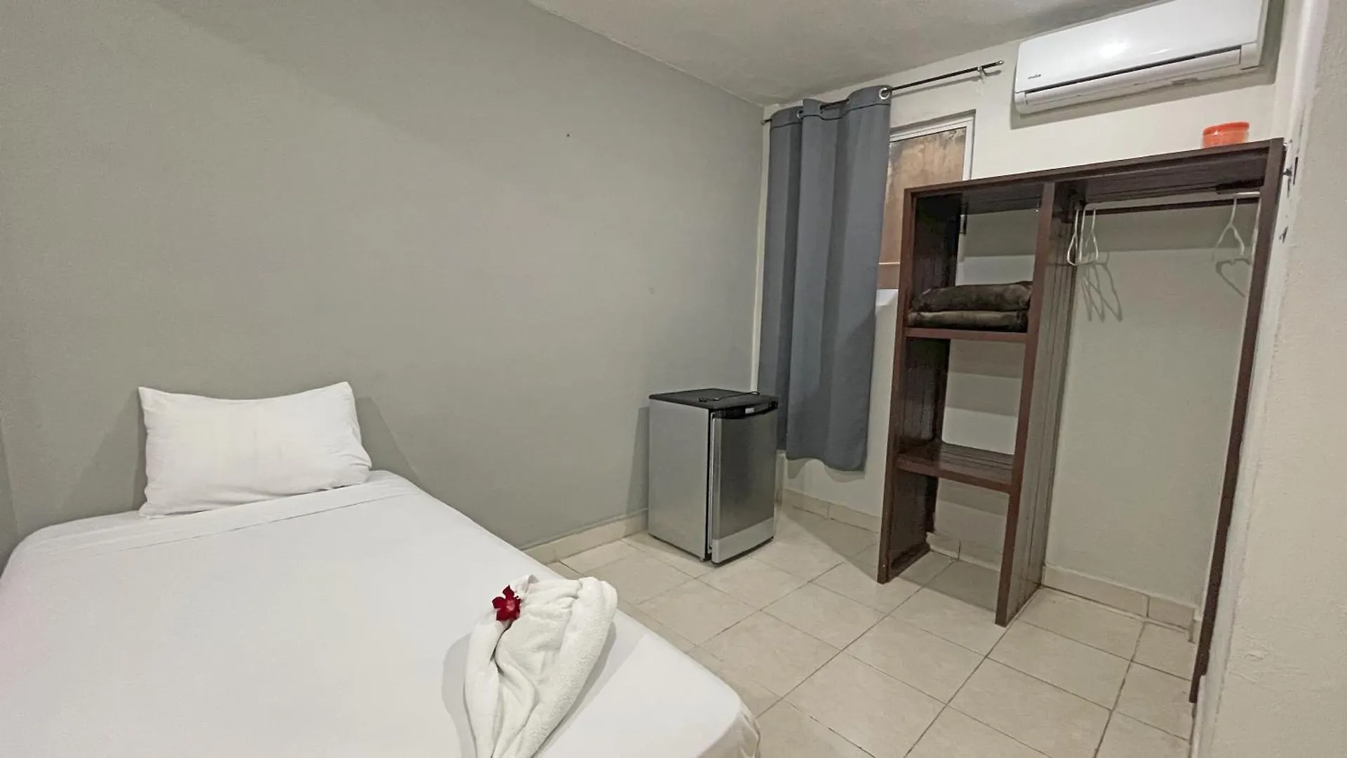 Hotel Balxiba Alberca Y Estacionamento Playa del Carmen