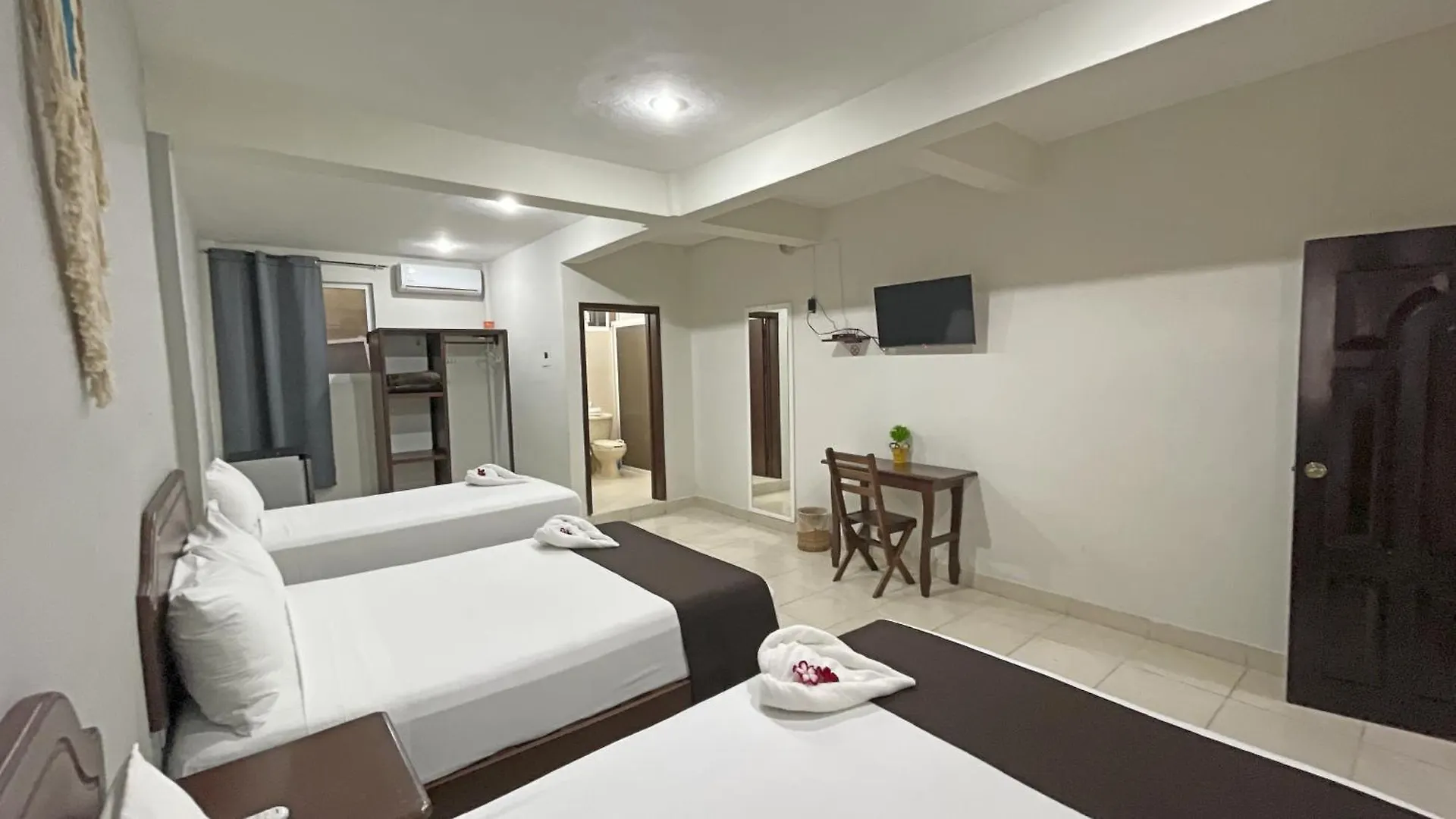 Hotel Balxiba Alberca Y Estacionamento Playa del Carmen